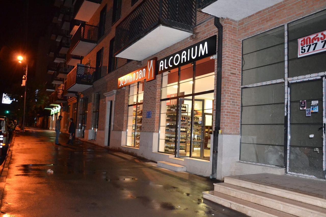 Tbilisi Love Apartment Bagian luar foto